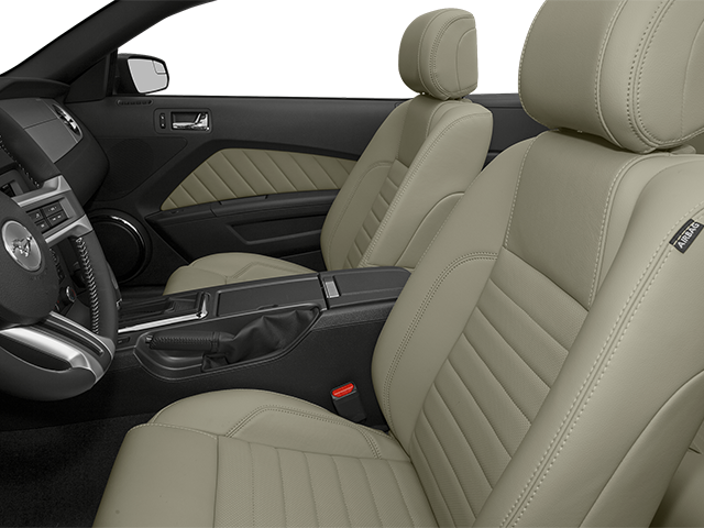 2013 Ford Mustang V6 Convertible
