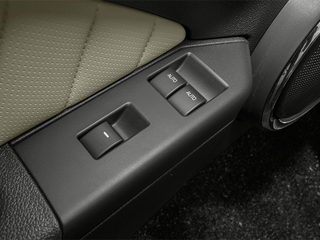 2013 Ford Mustang V6 Convertible