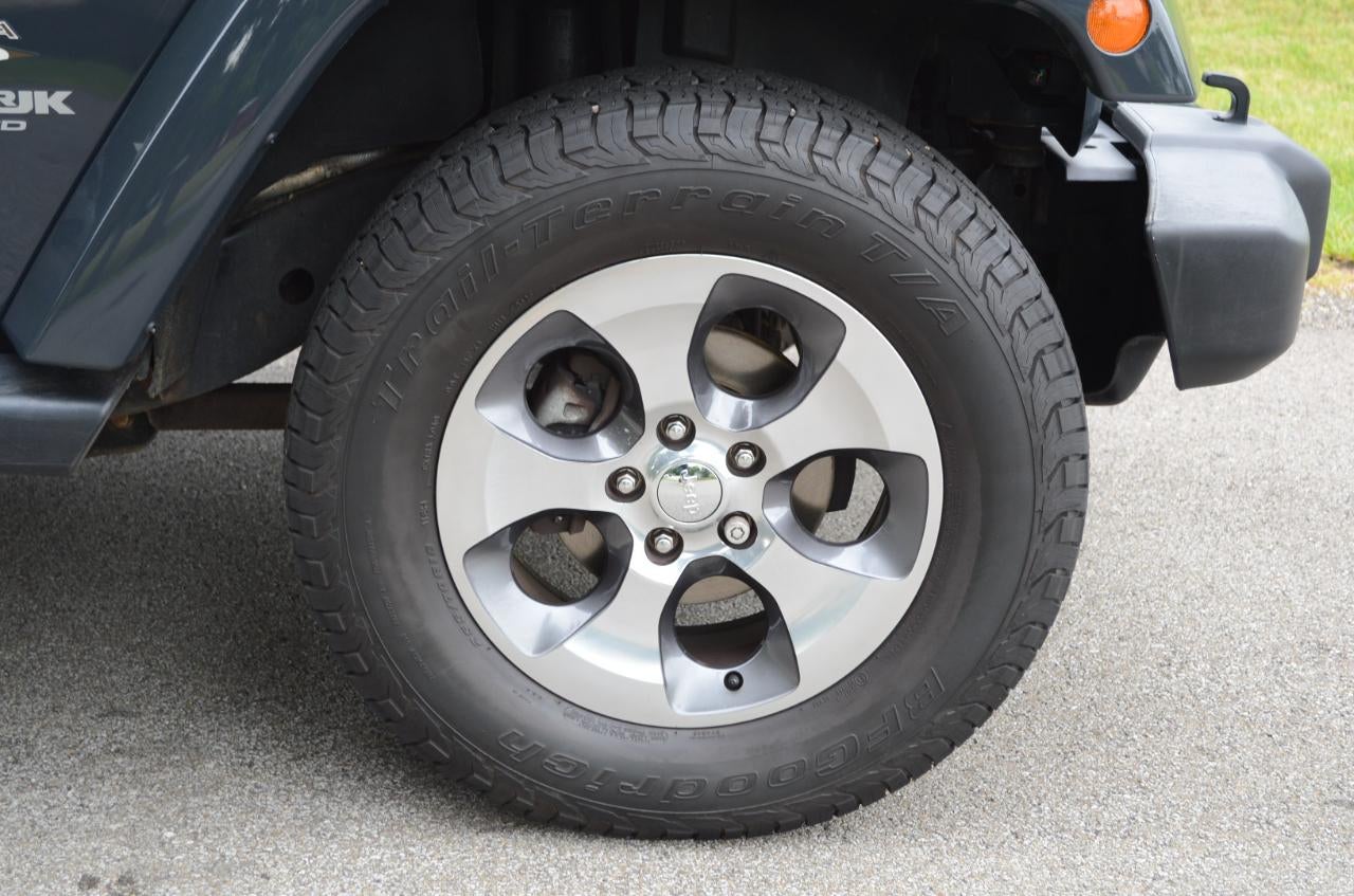 2018 Jeep Wrangler JK Unlimited Sahara 4WD