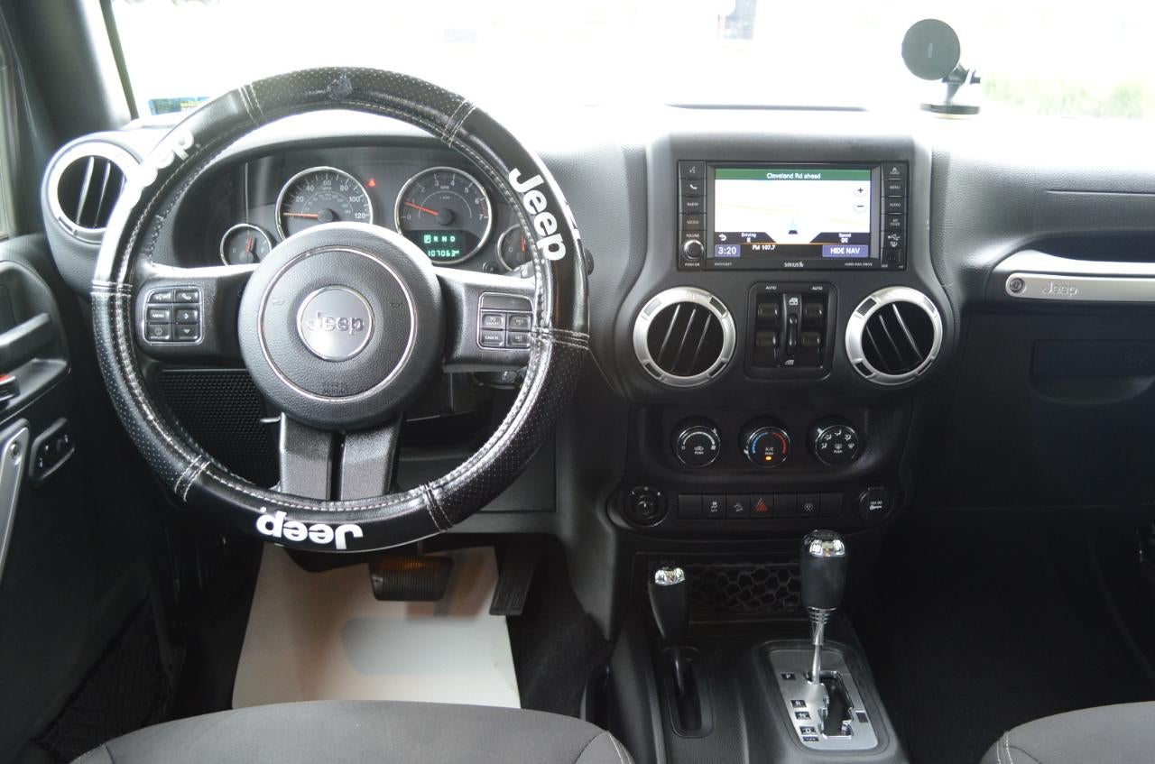 2018 Jeep Wrangler JK Unlimited Sahara 4WD
