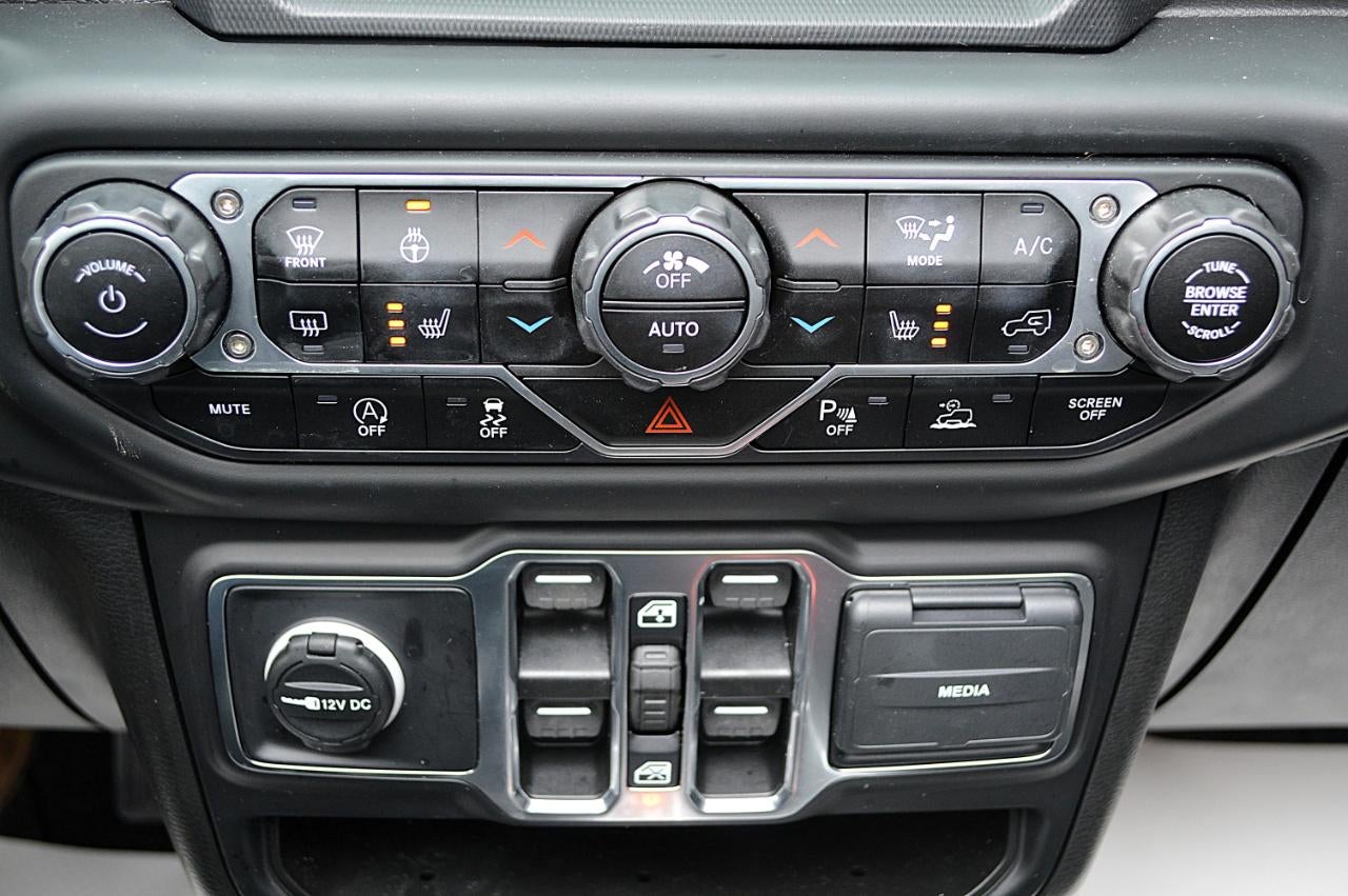 2023 Jeep Wrangler Unlimited Sahara