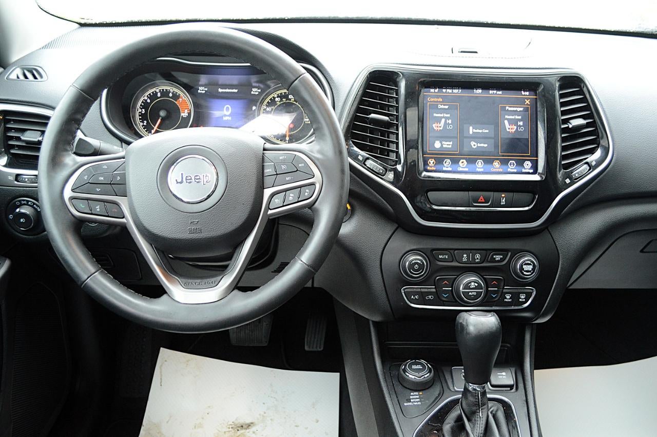 2022 Jeep Cherokee Limited 4WD