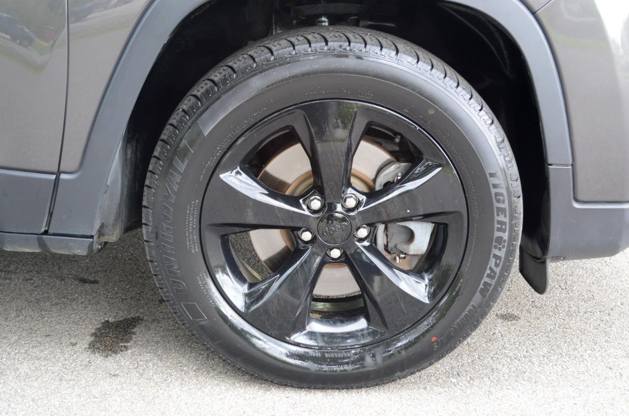2019 Jeep Cherokee Latitude Plus 4WD