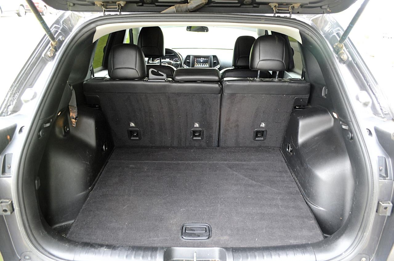 2019 Jeep Cherokee Latitude Plus 4WD