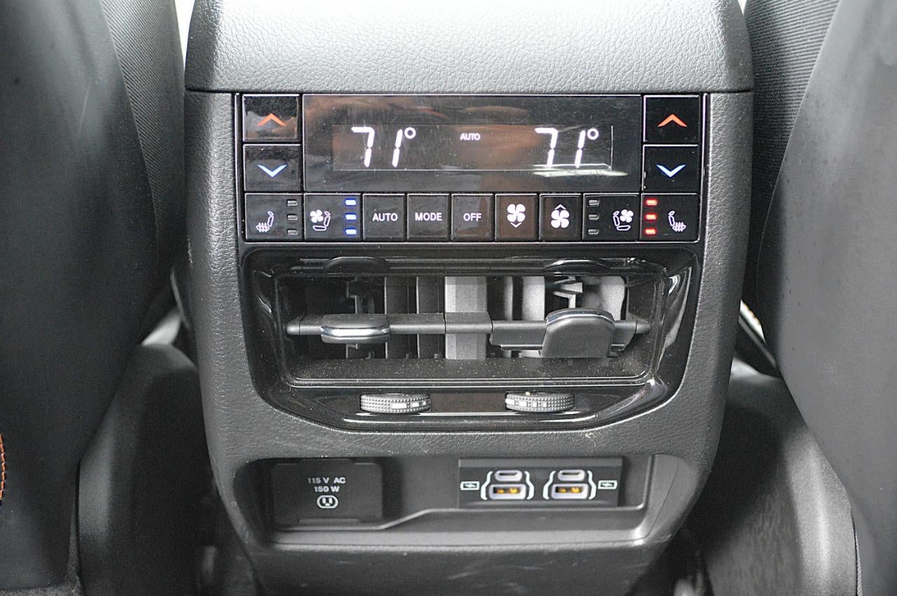 2024 Jeep Grand Cherokee Summit 4WD