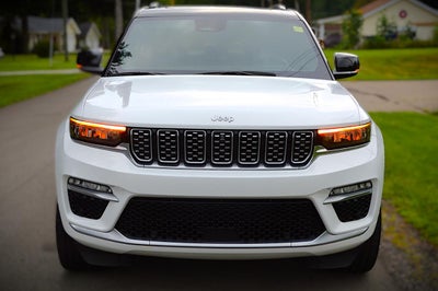 2024 Jeep Grand Cherokee Summit 4WD