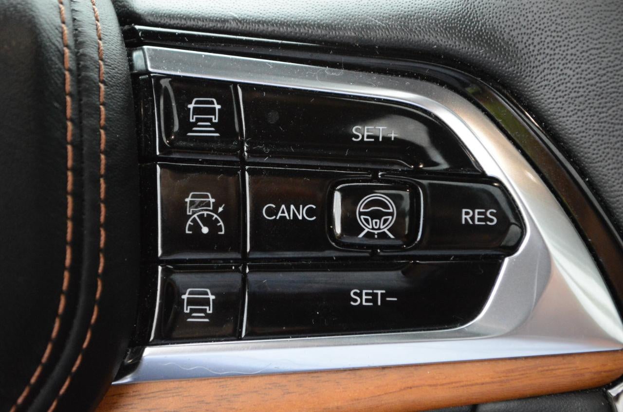 2024 Jeep Grand Cherokee Summit 4WD