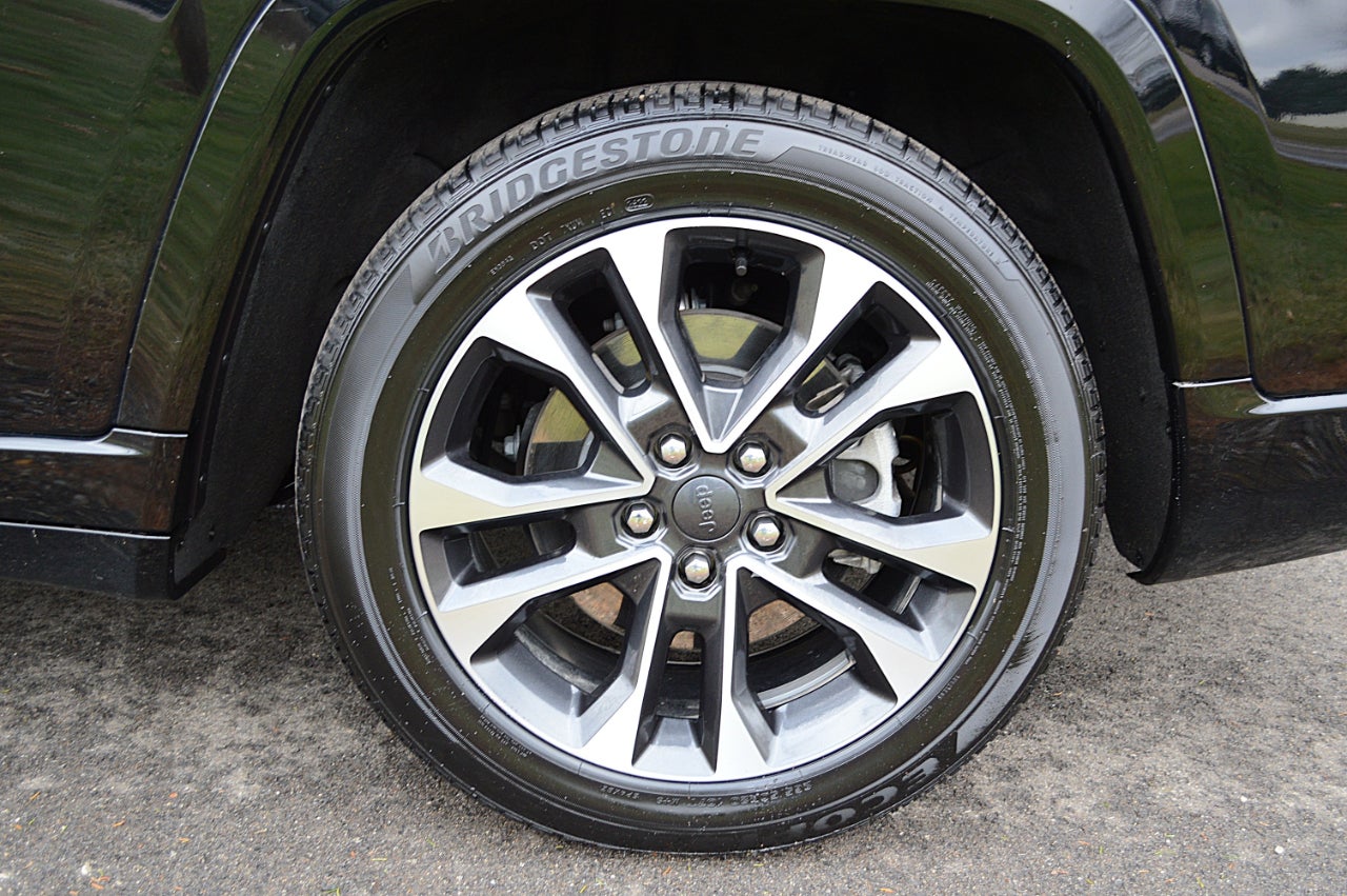 2023 Jeep Grand Cherokee L Overland 4WD