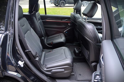 2023 Jeep Grand Cherokee L Overland 4WD