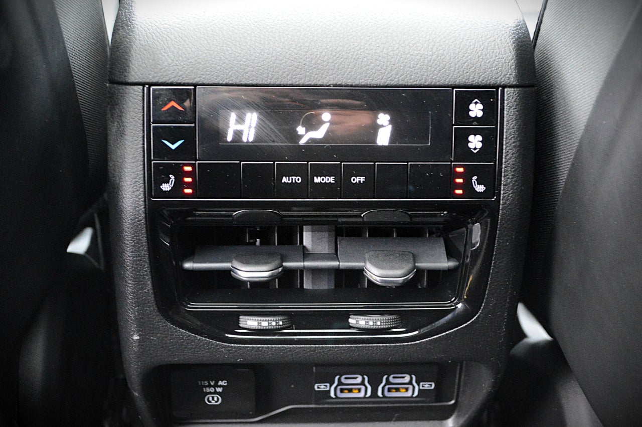 2023 Jeep Grand Cherokee L Overland 4WD