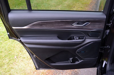 2023 Jeep Grand Cherokee L Overland 4WD