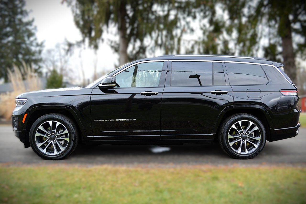 2023 Jeep Grand Cherokee L Overland 4WD