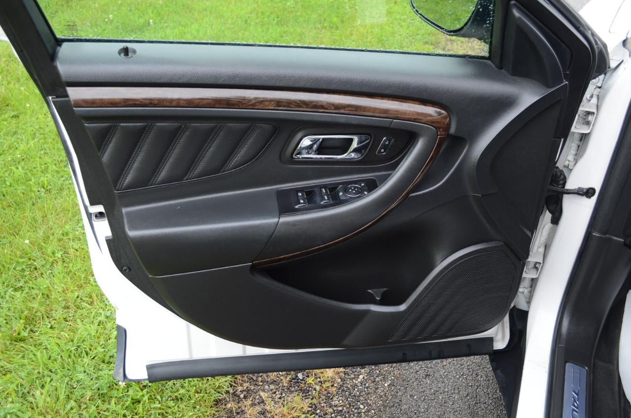 2018 Ford Taurus Limited FWD