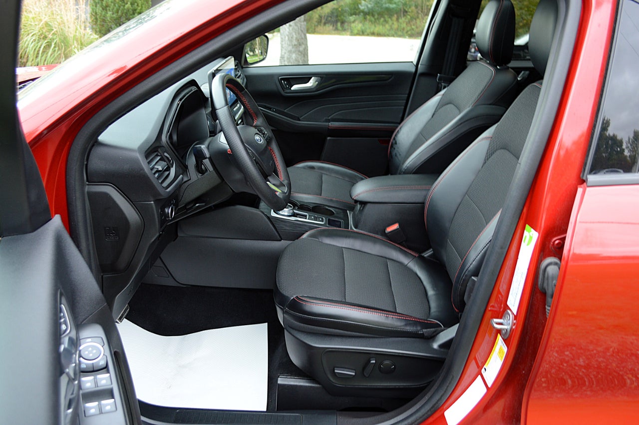 2023 Ford Escape ST-Line AWD