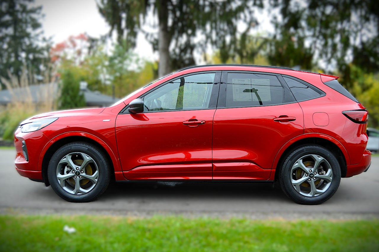 2023 Ford Escape ST-Line AWD