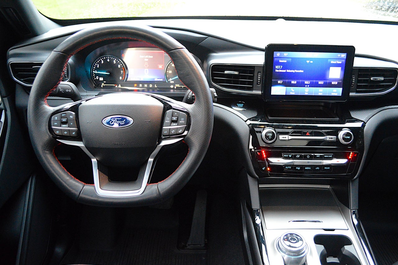 2024 Ford Explorer ST-Line AWD