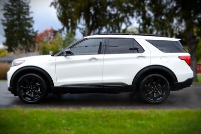 2024 Ford Explorer ST-Line AWD