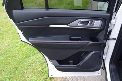 2025 Ford Explorer ST AWD