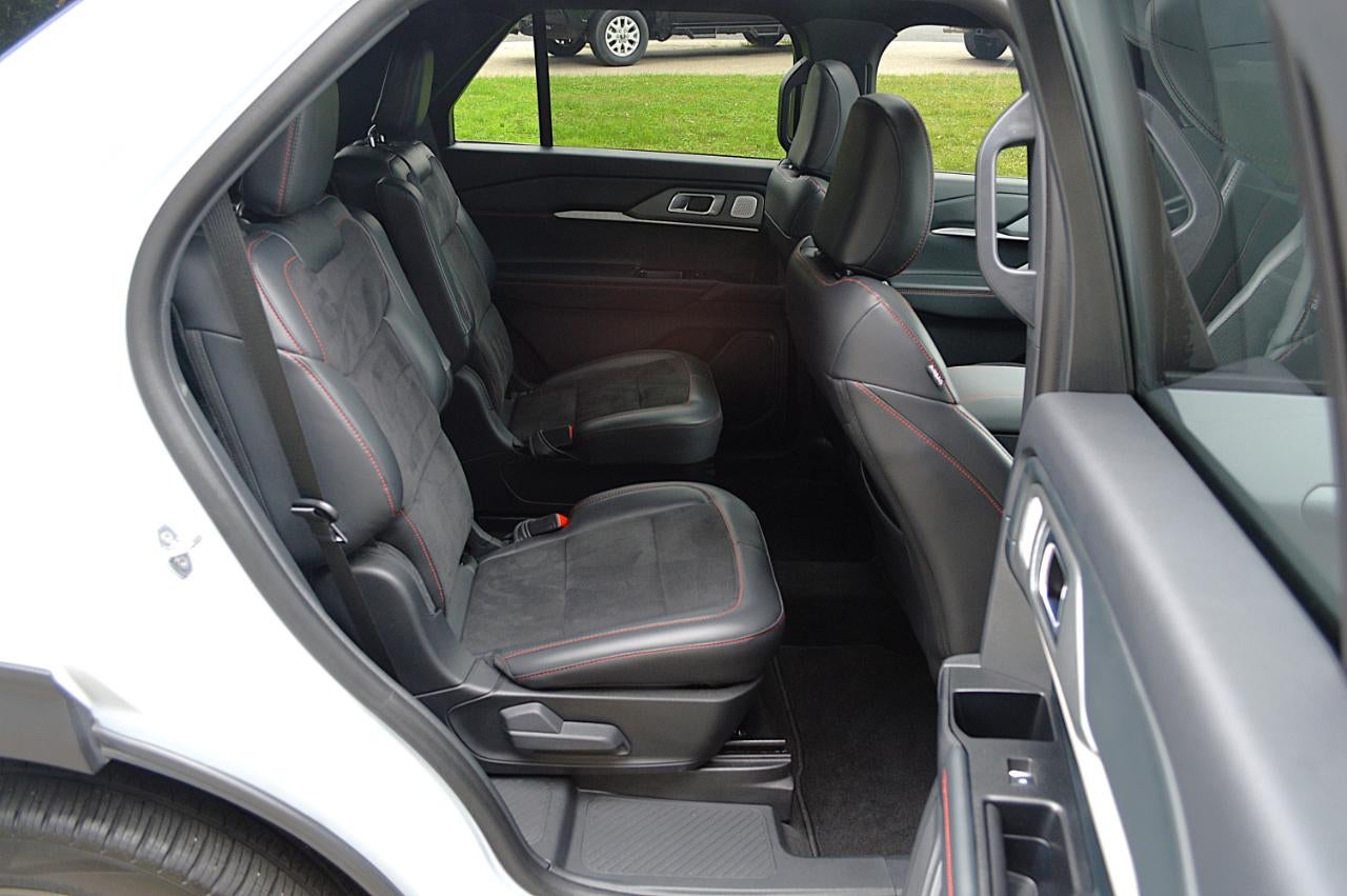2026 Ford Explorer ST AWD