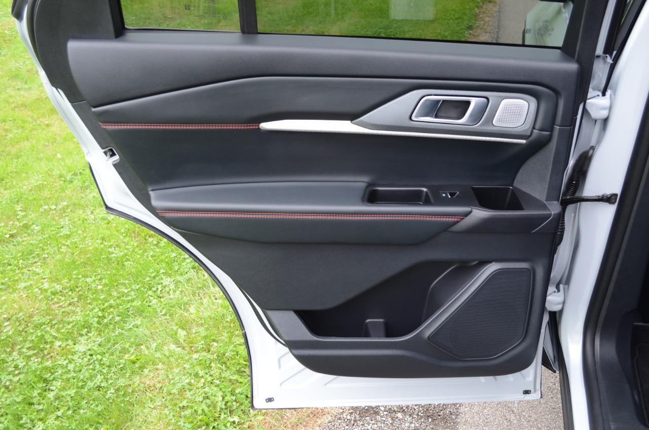 2026 Ford Explorer ST AWD