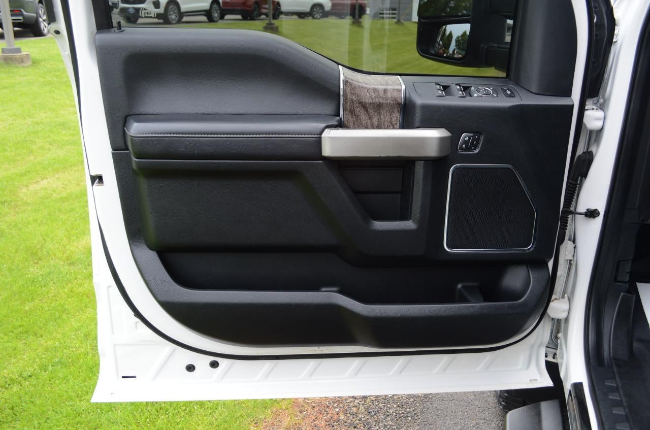 2019 Ford F-250 SD Lariat Crew Cab 4WD