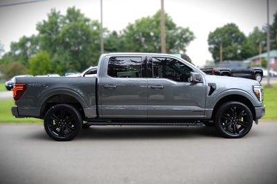 2025 Ford F-150 Lariat SuperCrew 4WD