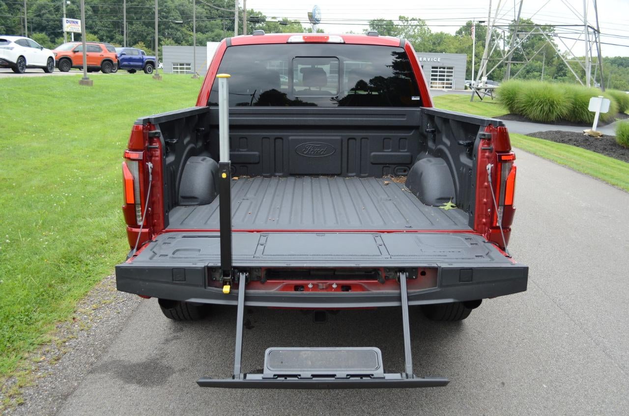 2024 Ford F-150 Lariat SuperCrew 4WD
