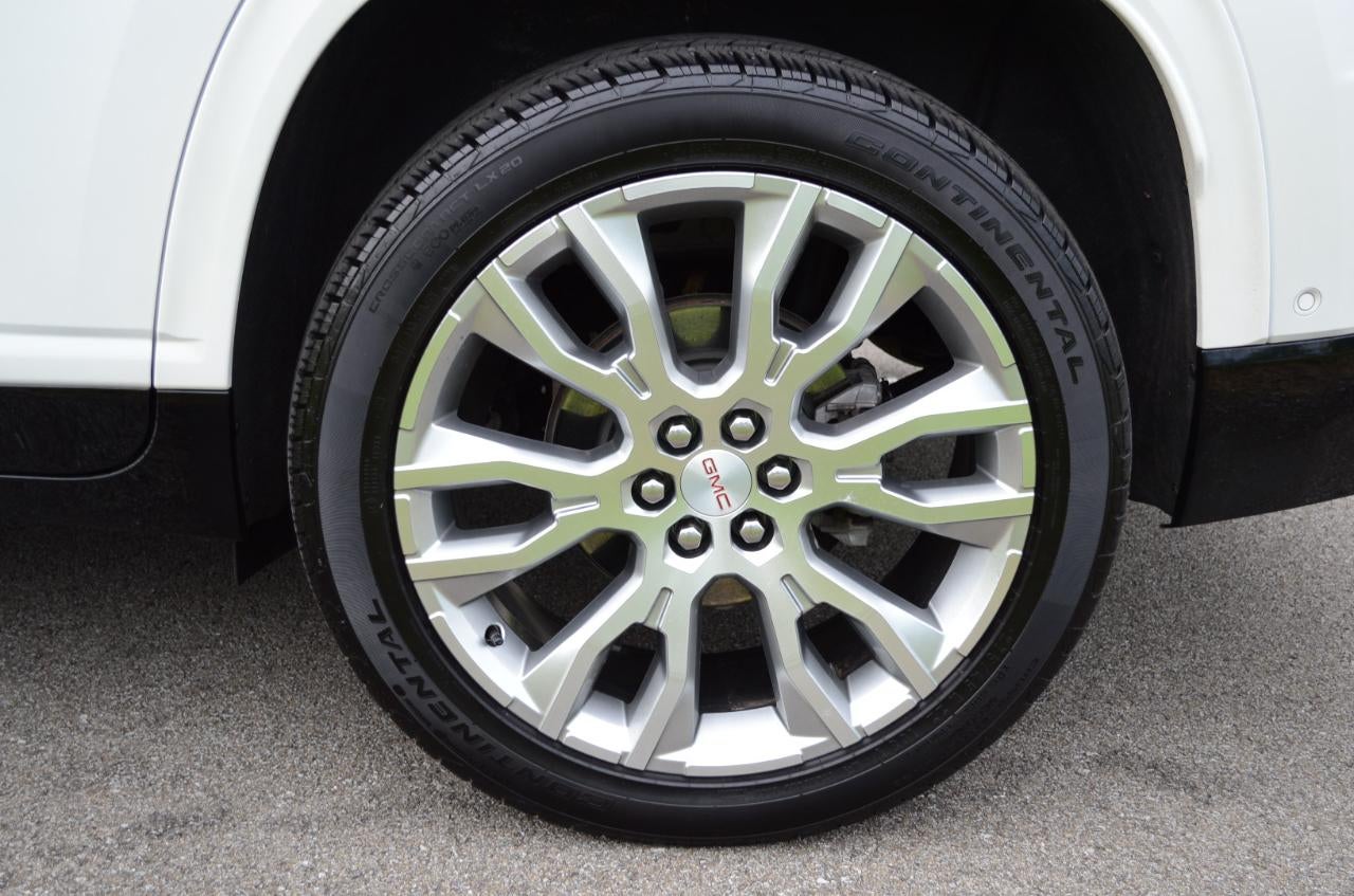 2024 GMC Acadia Denali AWD