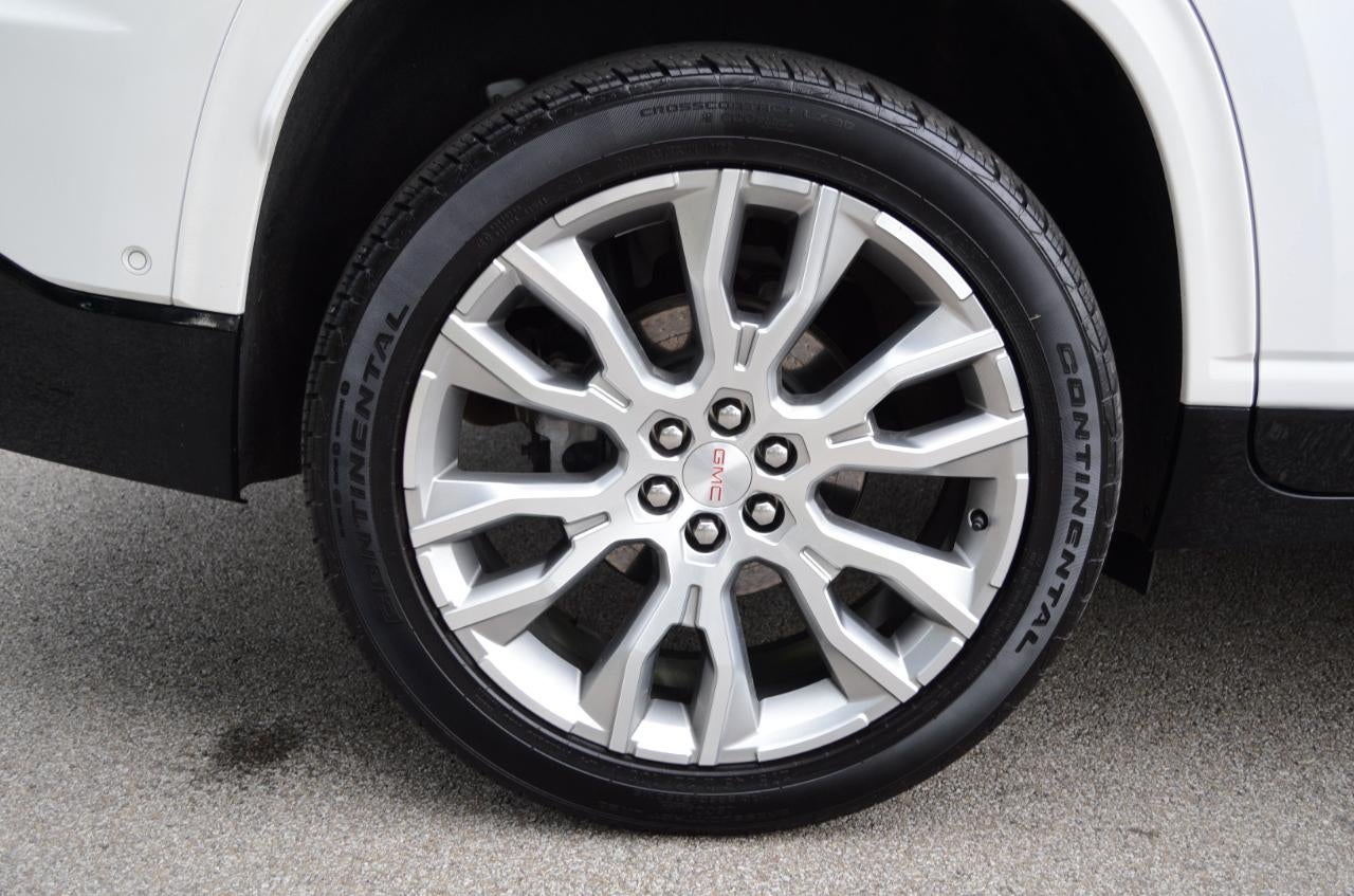 2024 GMC Acadia Denali AWD