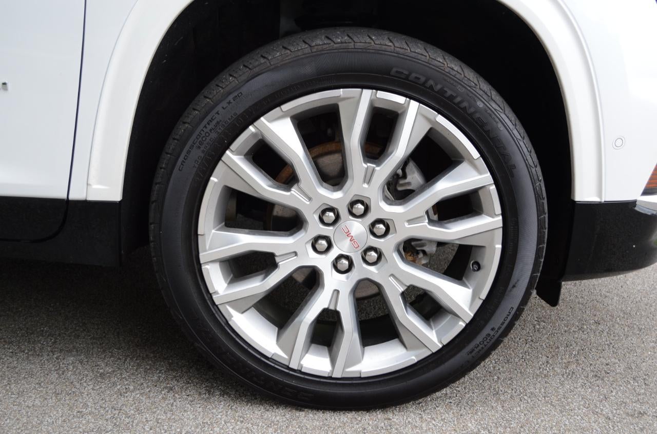 2024 GMC Acadia Denali AWD