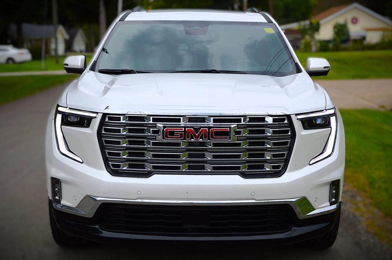2024 GMC Acadia Denali AWD