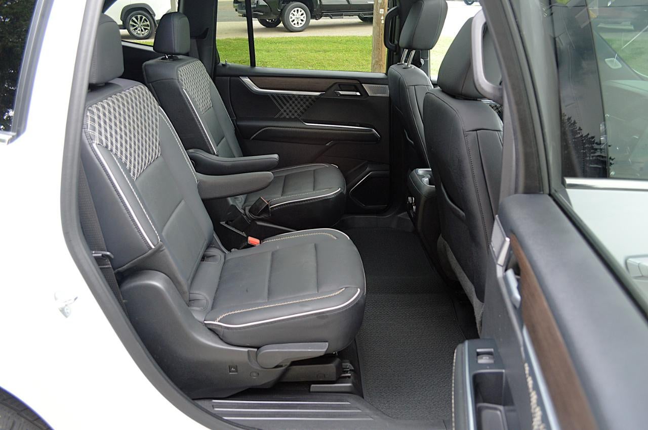 2024 GMC Acadia Denali AWD