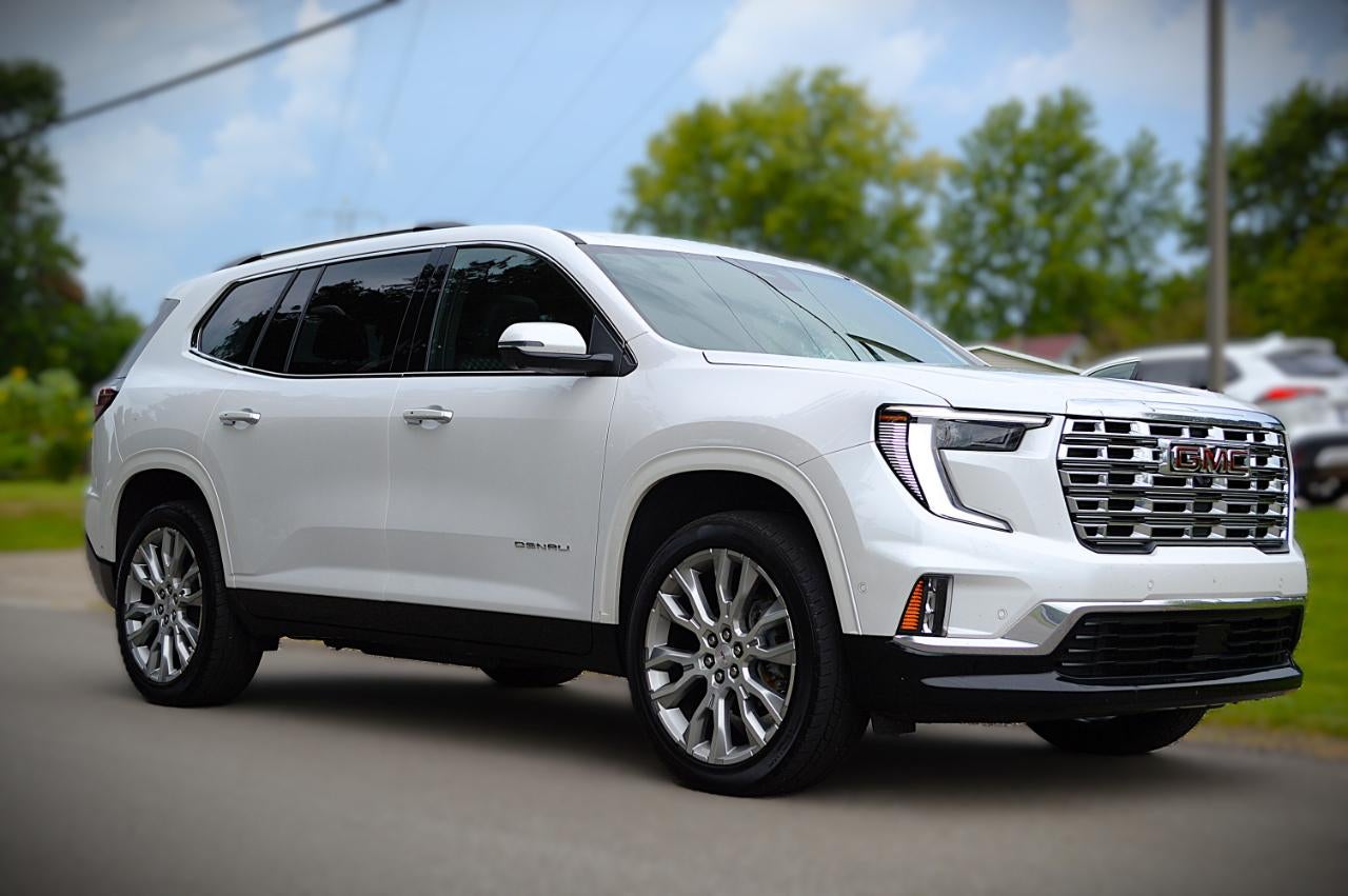2024 GMC Acadia Denali AWD