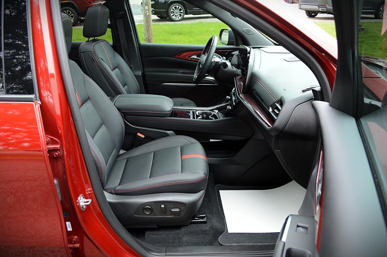 2024 Chevrolet Traverse RS AWD