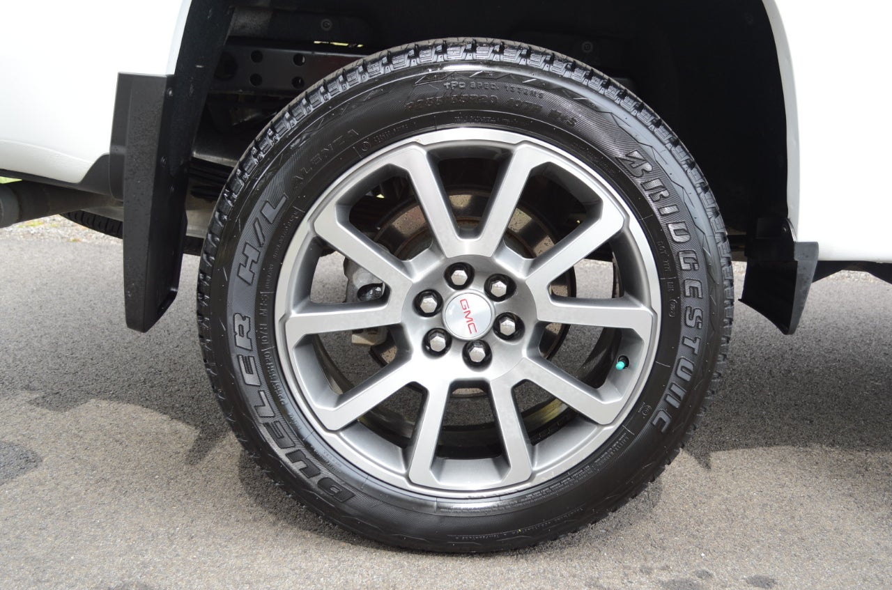 2022 GMC Canyon Denali Crew Cab Short Box 4WD