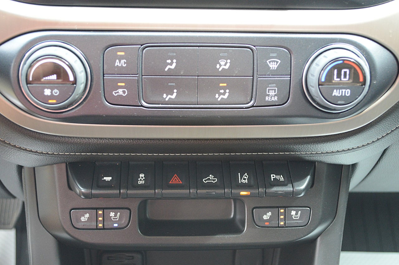 2022 GMC Canyon Denali Crew Cab Short Box 4WD