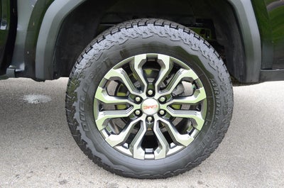 2025 GMC Canyon Denali Crew Cab 4WD