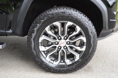 2025 GMC Canyon Denali Crew Cab 4WD