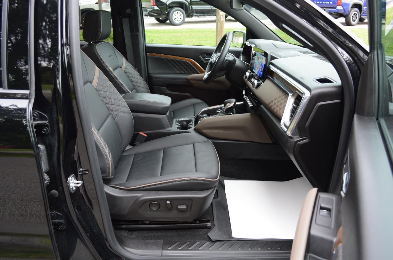 2025 GMC Canyon Denali Crew Cab 4WD
