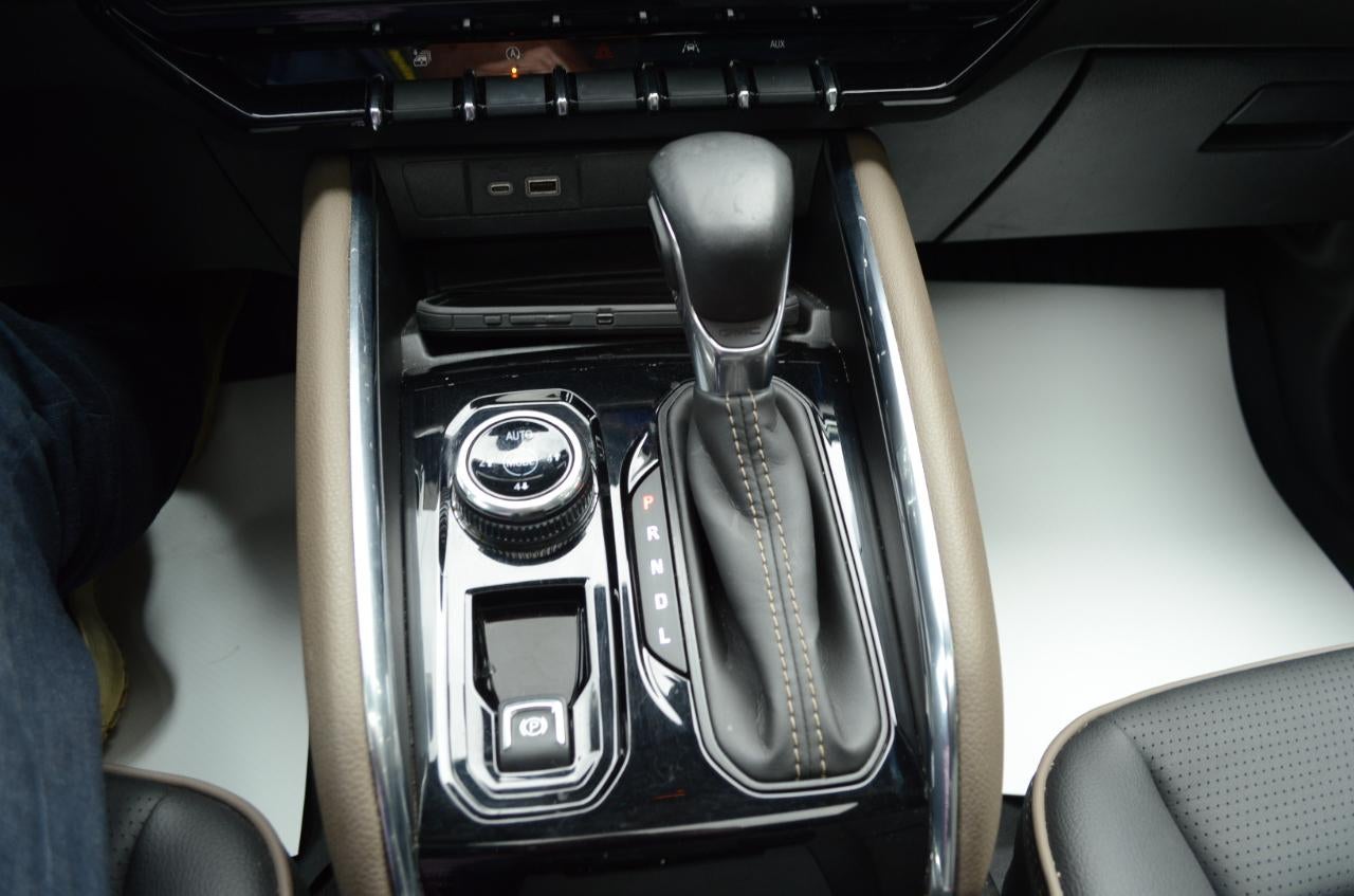 2025 GMC Canyon Denali Crew Cab 4WD
