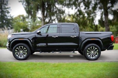 2025 GMC Canyon Denali Crew Cab 4WD