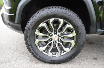 2025 GMC Canyon Denali Crew Cab 4WD