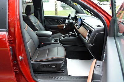 2023 GMC Canyon AT4 Crew Cab 4WD