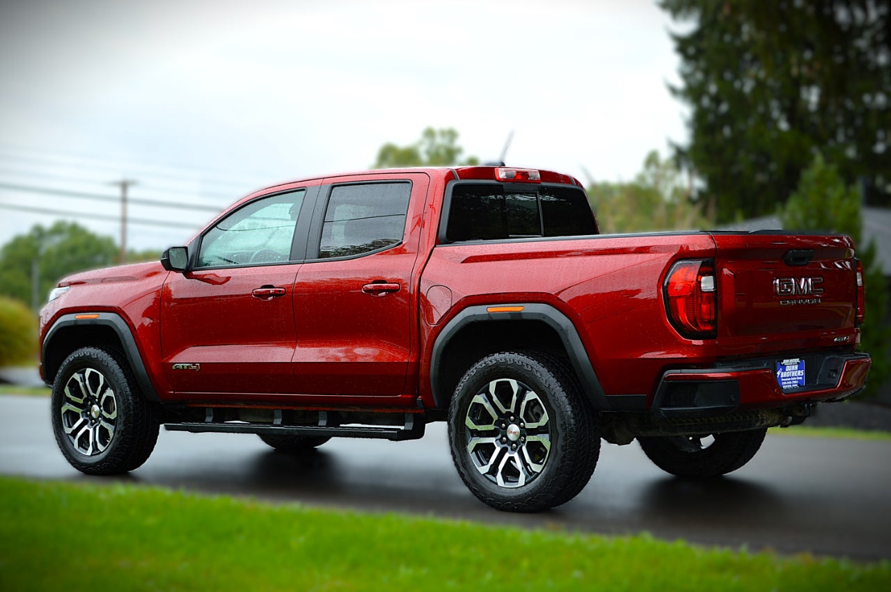 2023 GMC Canyon AT4 Crew Cab 4WD