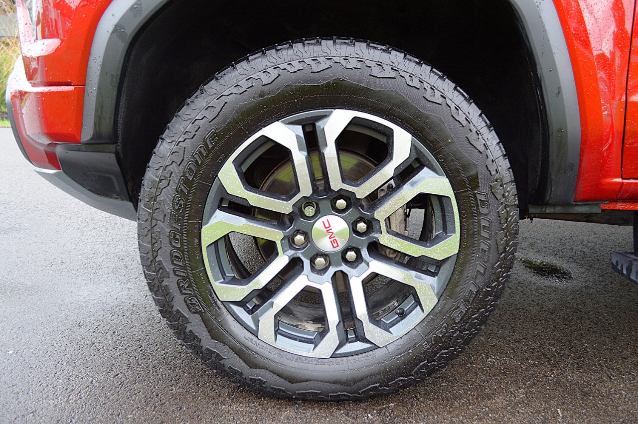 2023 GMC Canyon AT4 Crew Cab 4WD