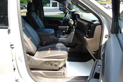 2024 GMC Sierra 1500 AT4 Crew Cab 4WD