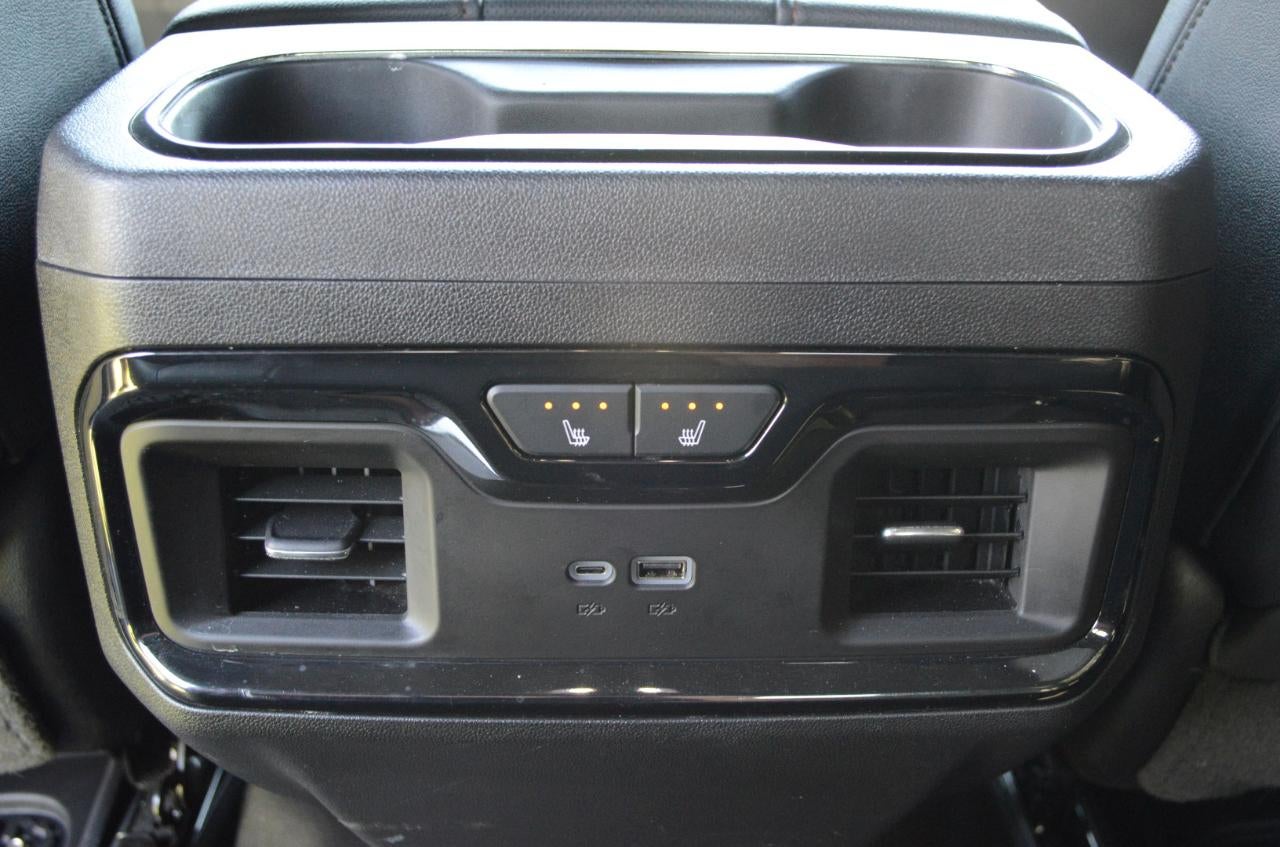 2024 GMC Sierra 1500 AT4 Crew Cab 4WD