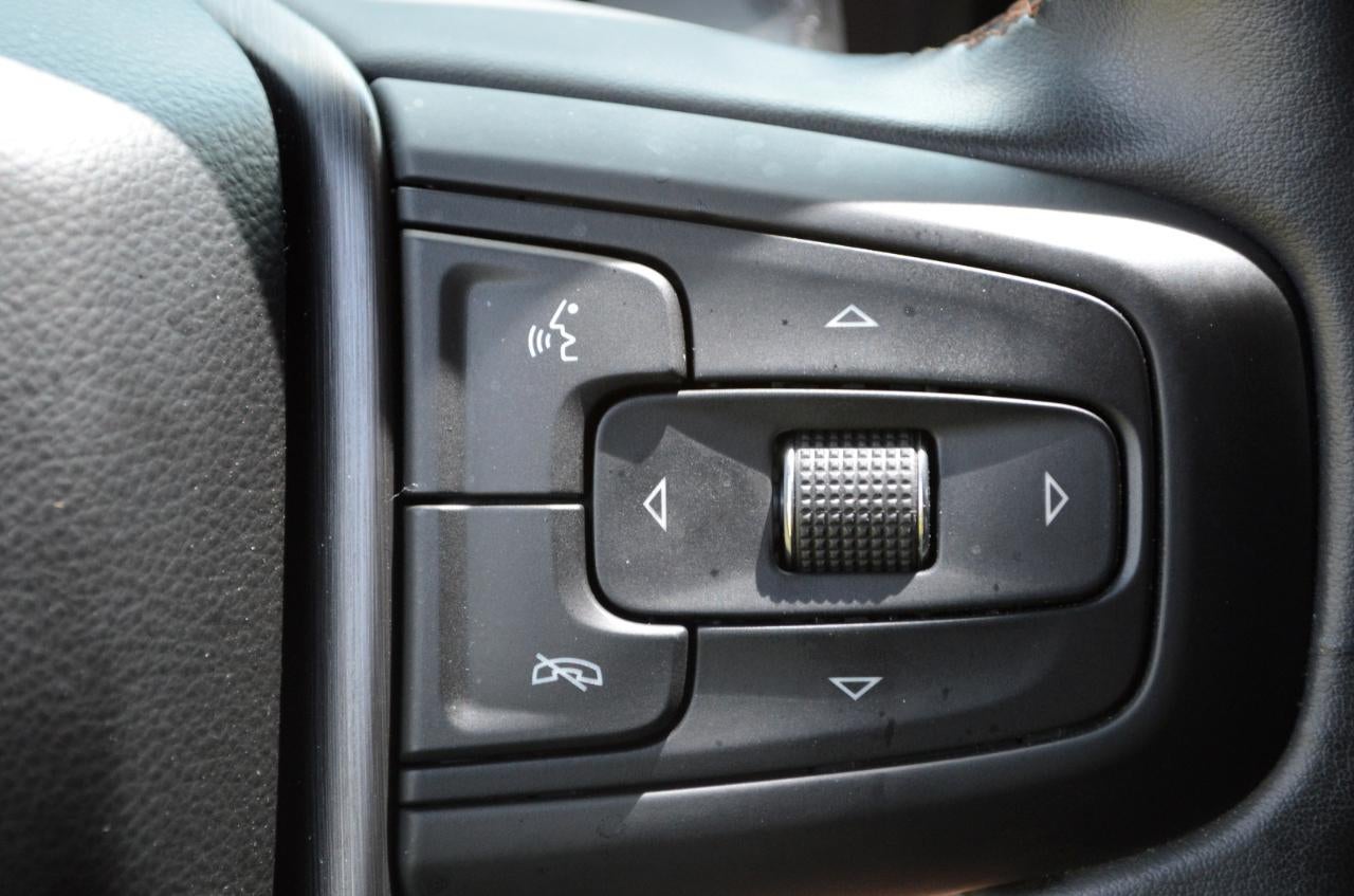 2024 GMC Sierra 1500 AT4 Crew Cab 4WD