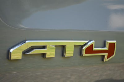 2024 GMC Sierra 1500 AT4 Crew Cab 4WD
