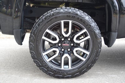 2024 GMC Sierra 1500 AT4 Crew Cab 4WD